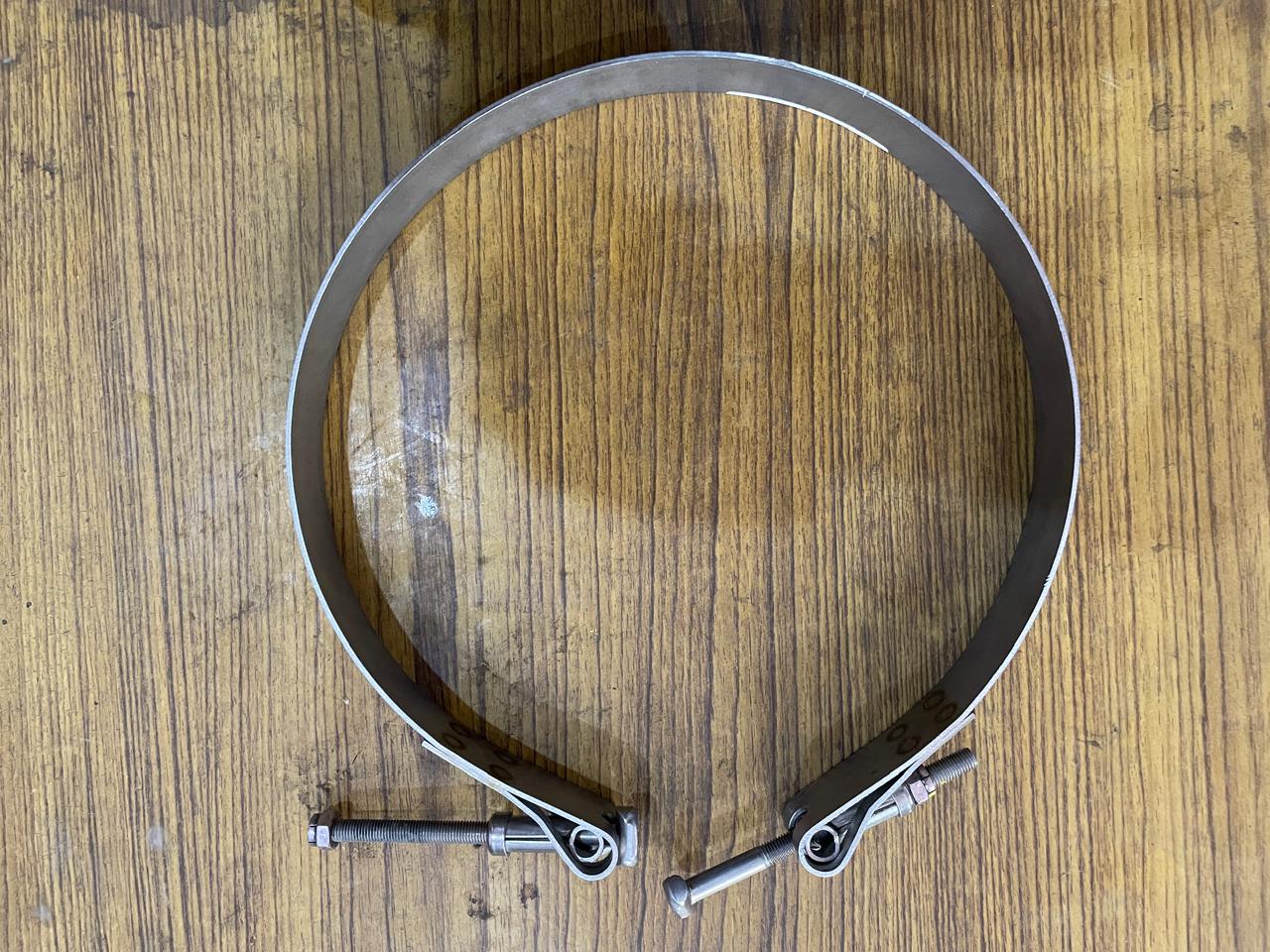 PACCAR EXHAUST HANGER M84-6094 DOC DPF CLAMP